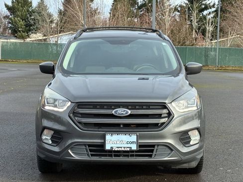 Used 2019 Ford Escape SEL image 2