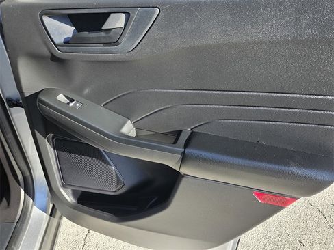 Used 2024 Ford Escape Active image 30