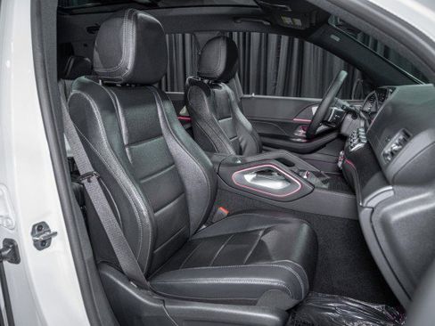 New 2026 Mercedes-Benz GLS 450 4MATIC image 16