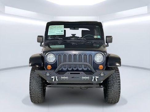 Used 2007 Jeep Wrangler Unlimited Sahara AWD/4WD image 2