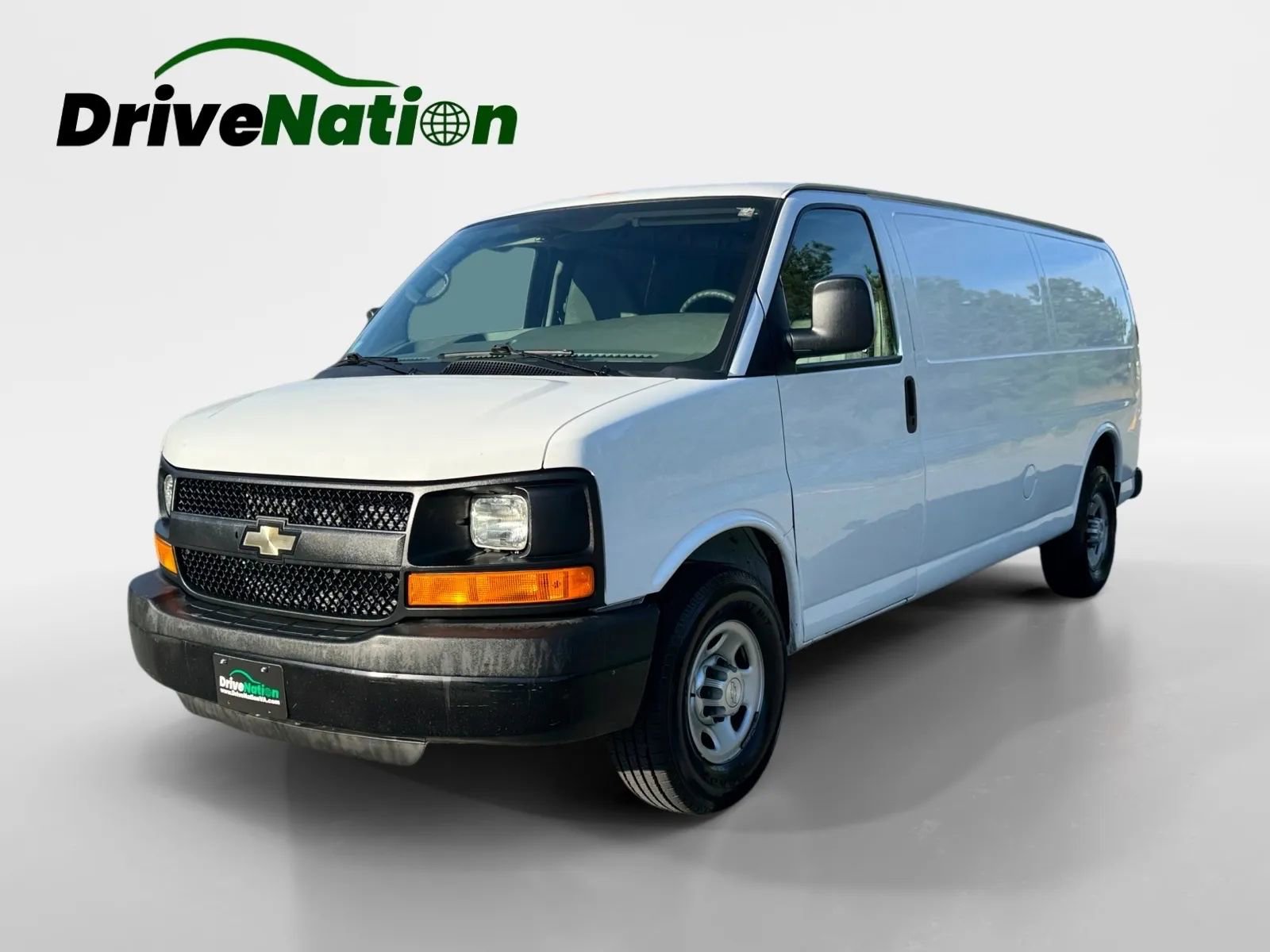 Used 2015 Chevrolet Express 3500 Extended RWD image 1