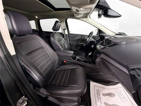 Used 2018 Ford Escape SEL w/ Canadian Touring Package image 28