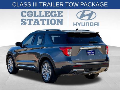 Used 2021 Ford Explorer Limited w/ Equipment Group 301A image 8