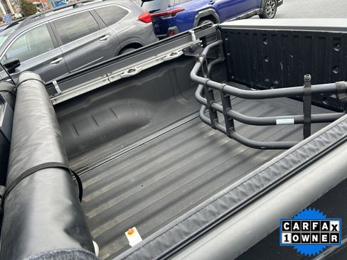 Used 2019 Nissan Frontier PRO-4X image 10