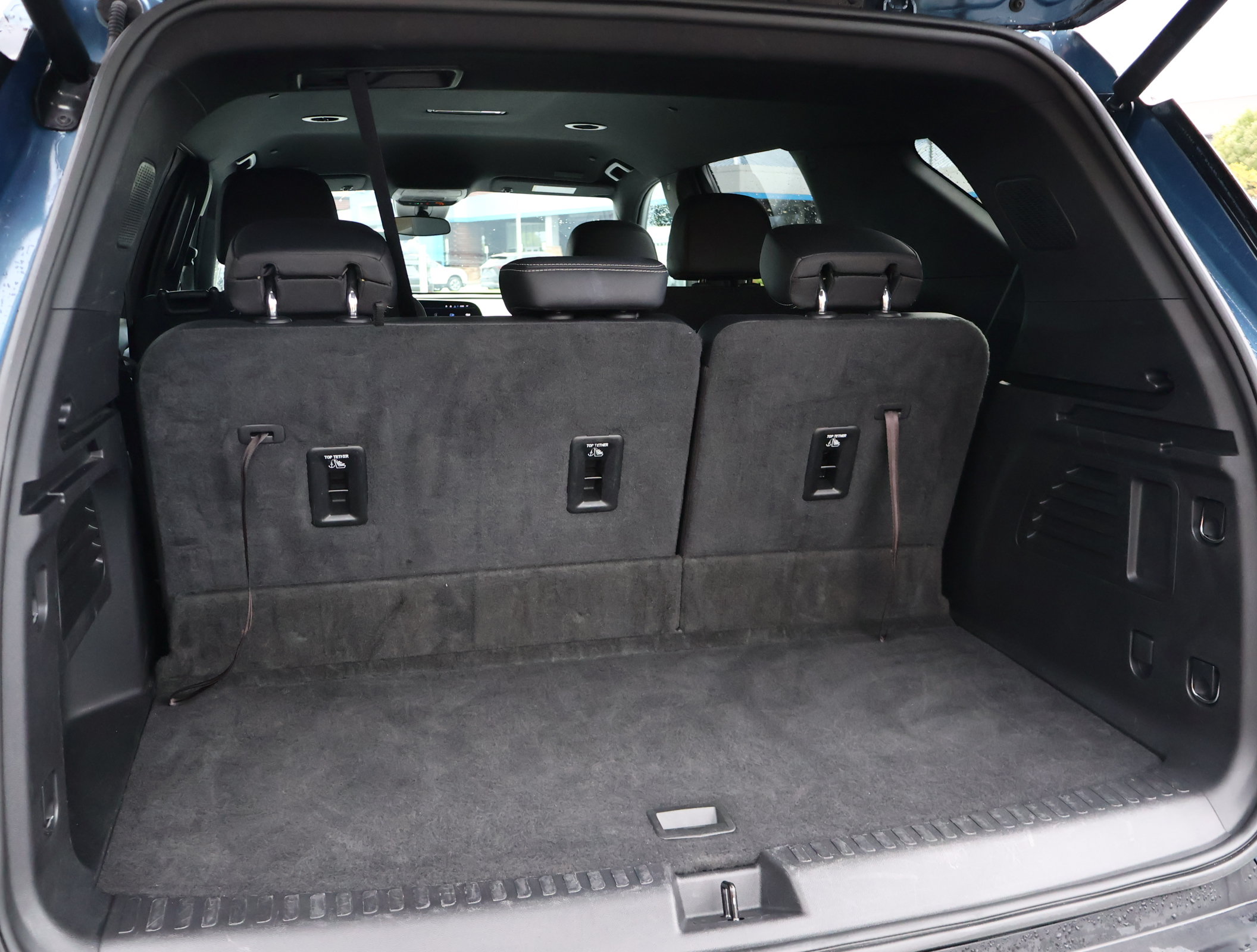 Used 2025 Chevrolet Traverse LT AWD/4WD image 24