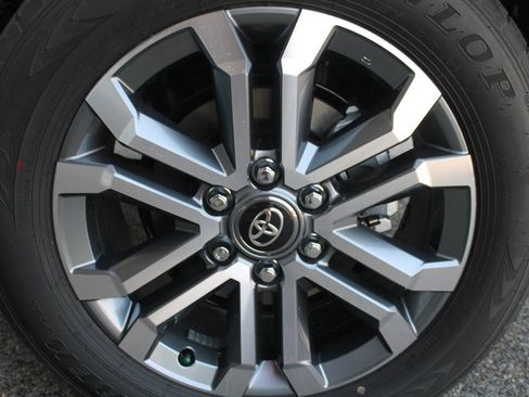 New 2025 Toyota 4Runner Limited image 35