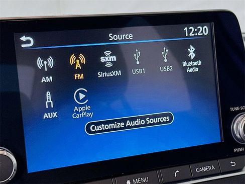 Used 2025 Nissan Sentra SR image 23