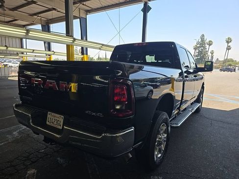Used 2026 RAM 2500 Big Horn AWD/4WD image 3