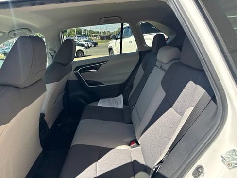 Used 2024 Toyota RAV4 XLE AWD/4WD image 25