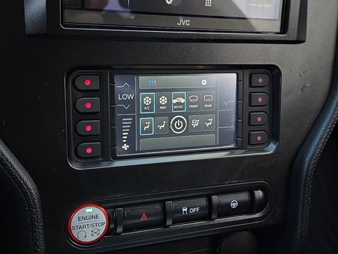 Used 2016 Ford Mustang GT image 19