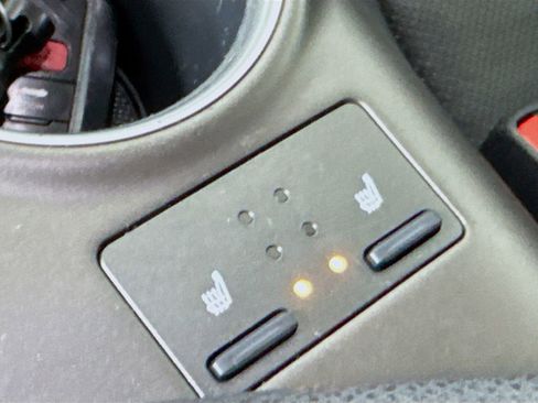 Used 2023 Toyota Camry XLE w/ Cold Weather Package image 17