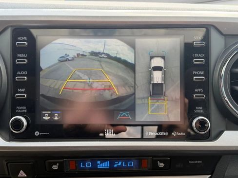 Used 2020 Toyota Tacoma Limited image 38