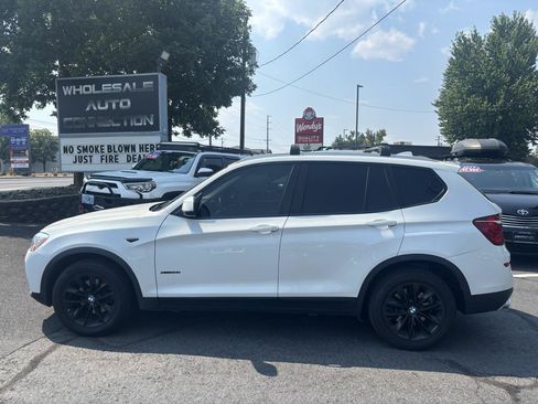 Used 2017 BMW X3 xDrive28i w/ Premium Package AWD/4WD image 2
