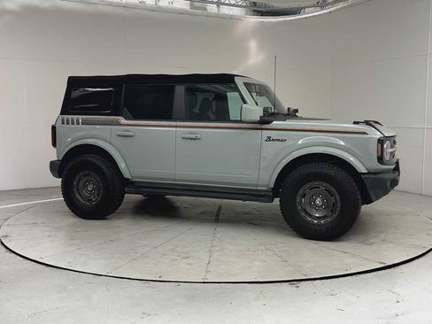 Used 2022 Ford Bronco Outer Banks AWD/4WD image 8