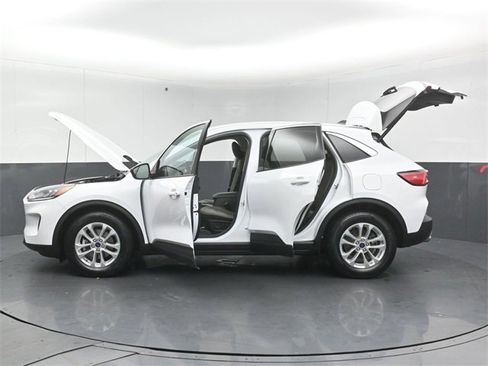 Certified 2022 Ford Escape SE w/ Convenience Package image 54