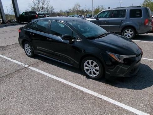 Used 2024 Toyota Corolla LE image 8