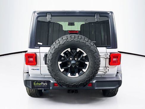 Used 2024 Jeep Wrangler Unlimited Rubicon 4xe AWD/4WD image 7