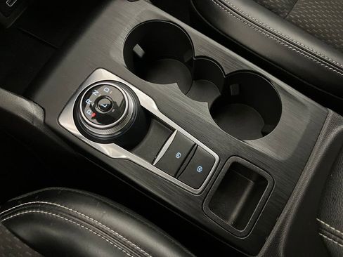 Certified 2024 Ford Escape SE image 27