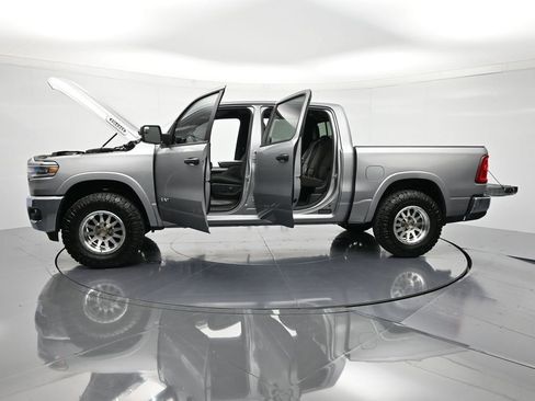 Used 2025 RAM 1500 Big Horn AWD/4WD image 45