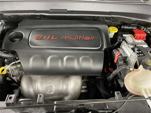 Used 2022 Jeep Compass Sport image 30