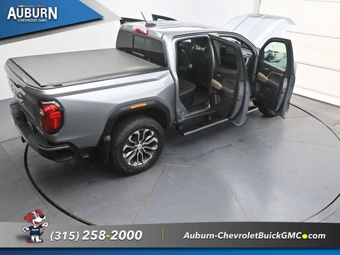 Used 2023 GMC Canyon Denali AWD/4WD image 40