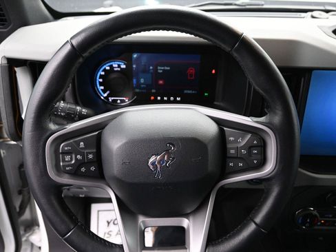 Used 2022 Ford Bronco Badlands image 20