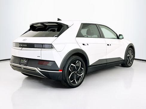 Used 2024 Hyundai Ioniq 5 SEL image 9