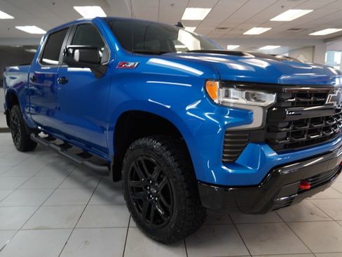 Used 2023 Chevrolet Silverado 1500 LT Trail Boss w/ LT Trail Boss Premium Package image 16