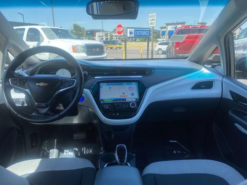Used 2020 Chevrolet Bolt LT FWD image 12
