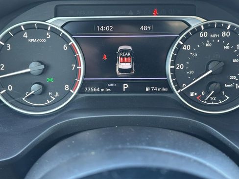 Used 2023 Nissan Rogue SL w/ SL Premium Package image 22