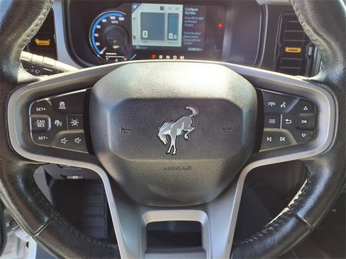 Certified 2023 Ford Bronco Badlands image 10