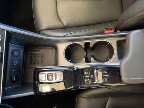 Used 2022 Hyundai Sonata Limited FWD image 21