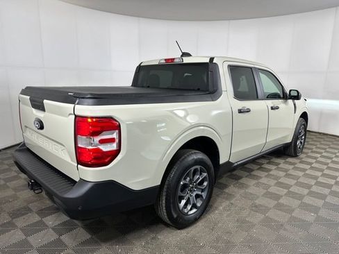 Used 2025 Ford Maverick XLT w/ XLT Luxury Package image 3