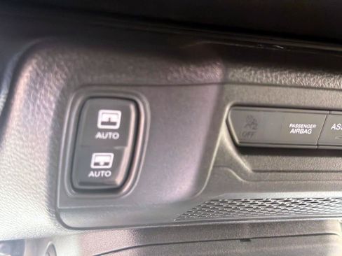 New 2026 Jeep Wrangler Unlimited Rubicon AWD/4WD image 21