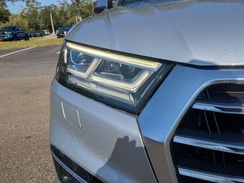 Used 2018 Audi SQ5 Prestige AWD/4WD image 10
