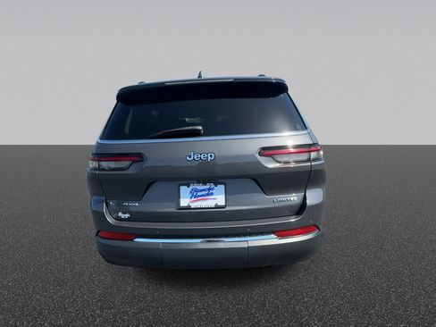 Used 2022 Jeep Grand Cherokee L Limited AWD/4WD image 8