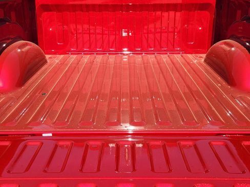 New 2026 RAM 1500 4x4 Crew Cab image 24