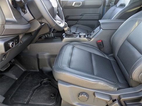 New 2026 Ford Bronco Badlands image 18