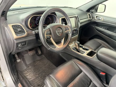 Used 2016 Jeep Grand Cherokee Limited RWD image 4