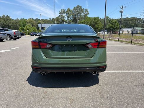 New 2026 Nissan Altima 2.5 SR w/ SR Premium Package FWD image 5