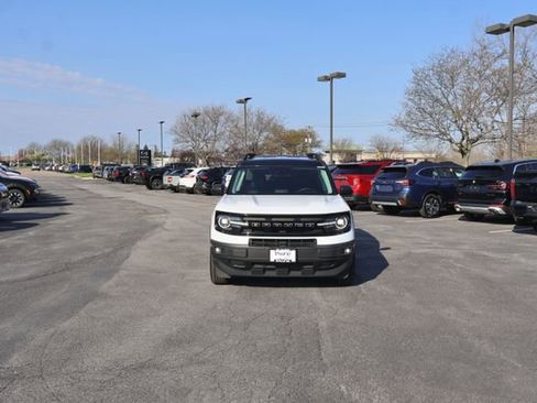Used 2023 Ford Bronco Sport Outer Banks AWD/4WD image 10