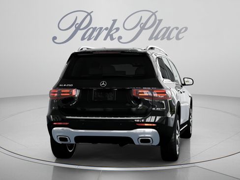 Certified 2026 Mercedes-Benz GLB 250 image 18