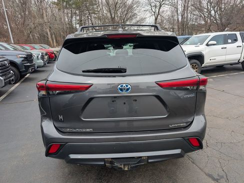 Used 2021 Toyota Highlander Limited image 6