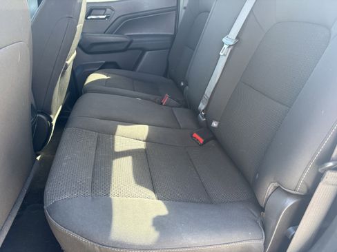 Used 2024 Chevrolet Colorado LT w/ LT Convenience Package II image 6