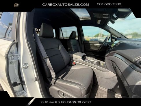 Used 2025 Honda Passport EX-L image 27
