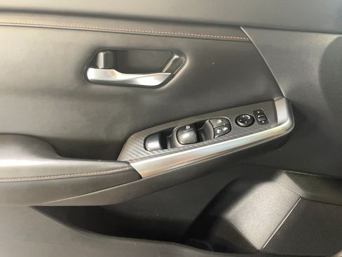 Used 2020 Nissan Sentra SR FWD image 14
