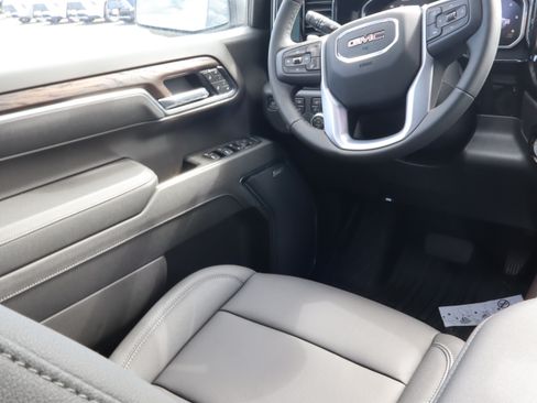 New 2026 GMC Sierra 1500 SLT w/ SLT Premium Package AWD/4WD image 13
