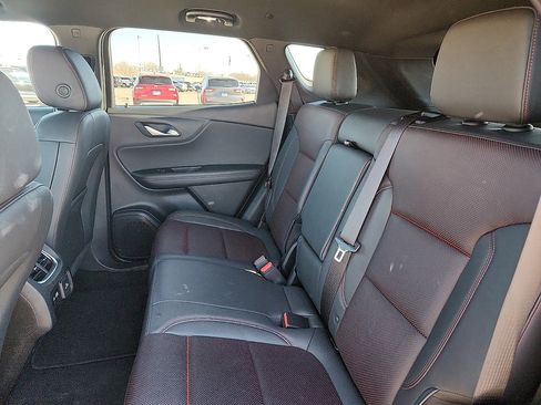 Used 2025 Chevrolet Blazer RS image 5