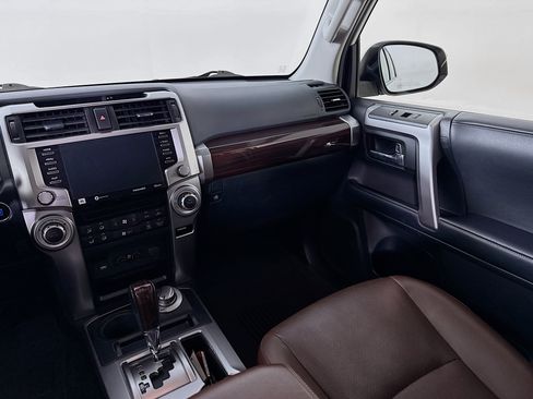 Certified 2021 Toyota 4Runner Limited AWD/4WD image 25