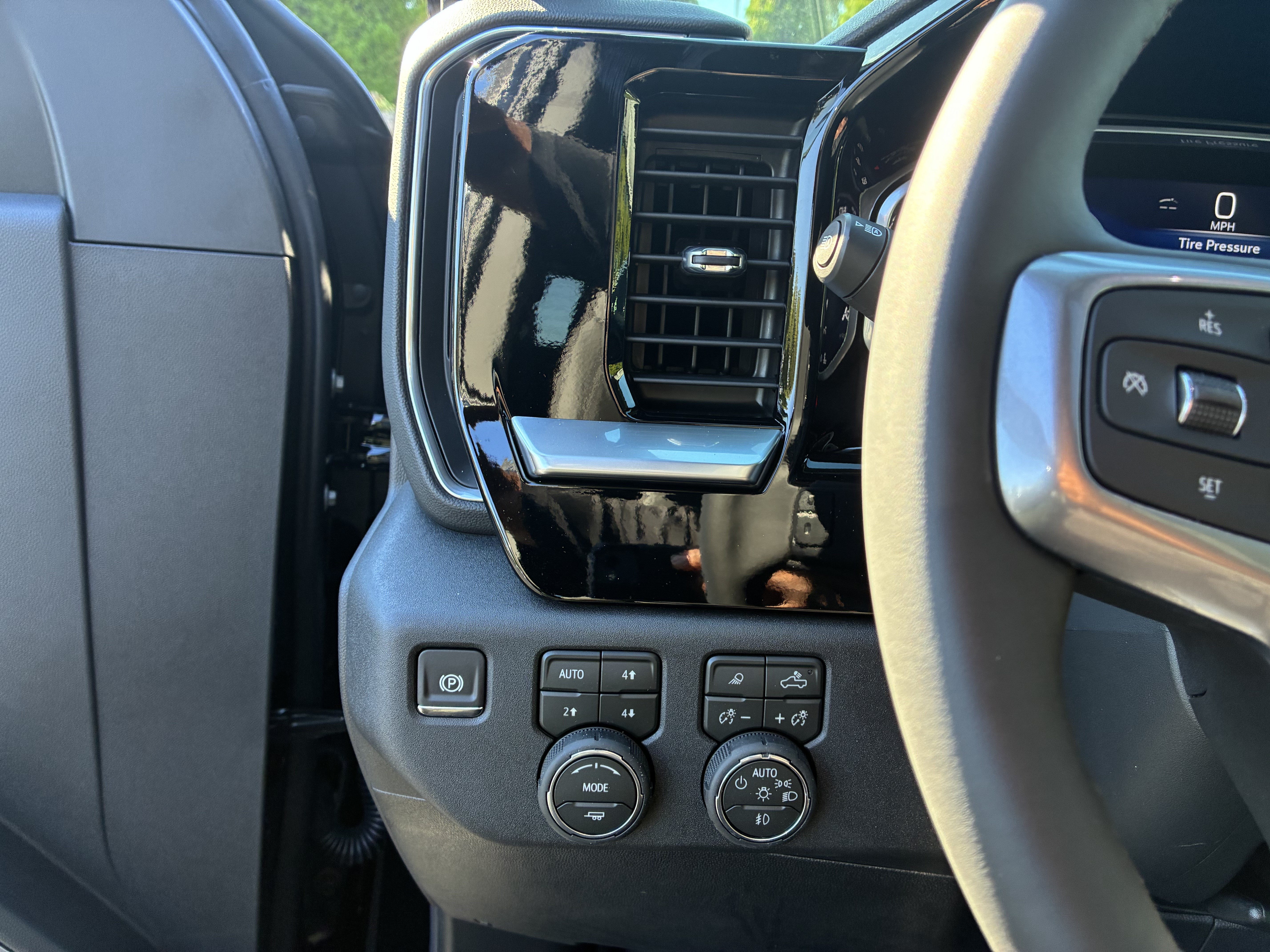 New 2026 Chevrolet Silverado 1500 RST AWD/4WD image 27